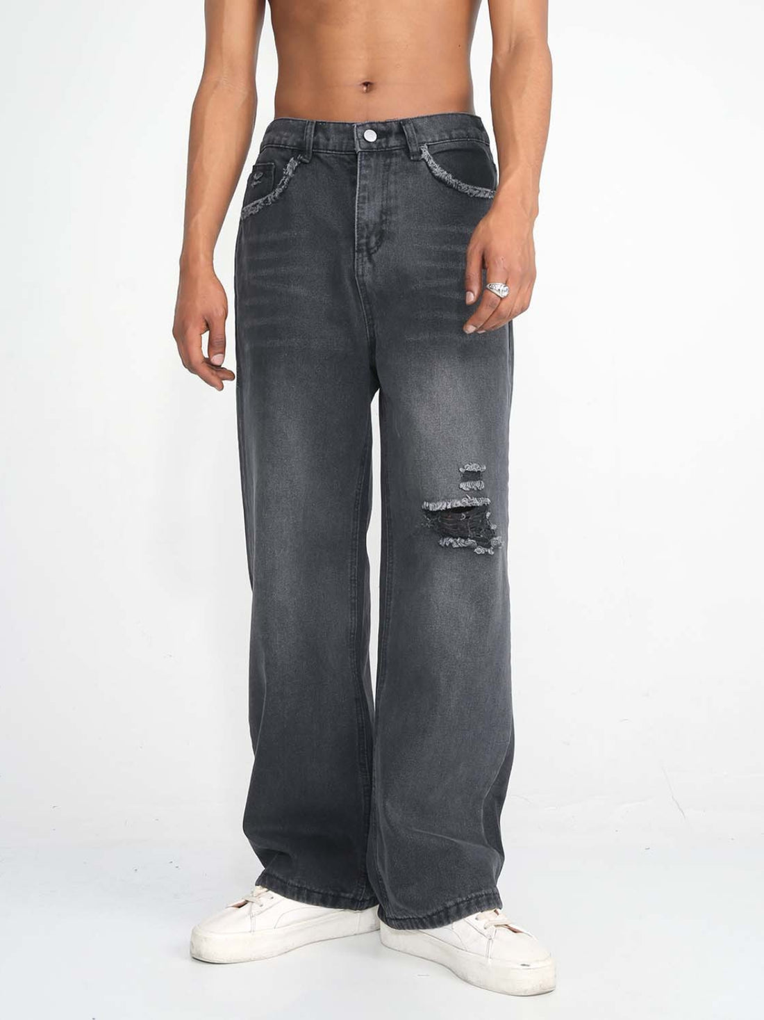 ORIGAN - Loose Basic Ripped Jeans | TEENWEAR.EU