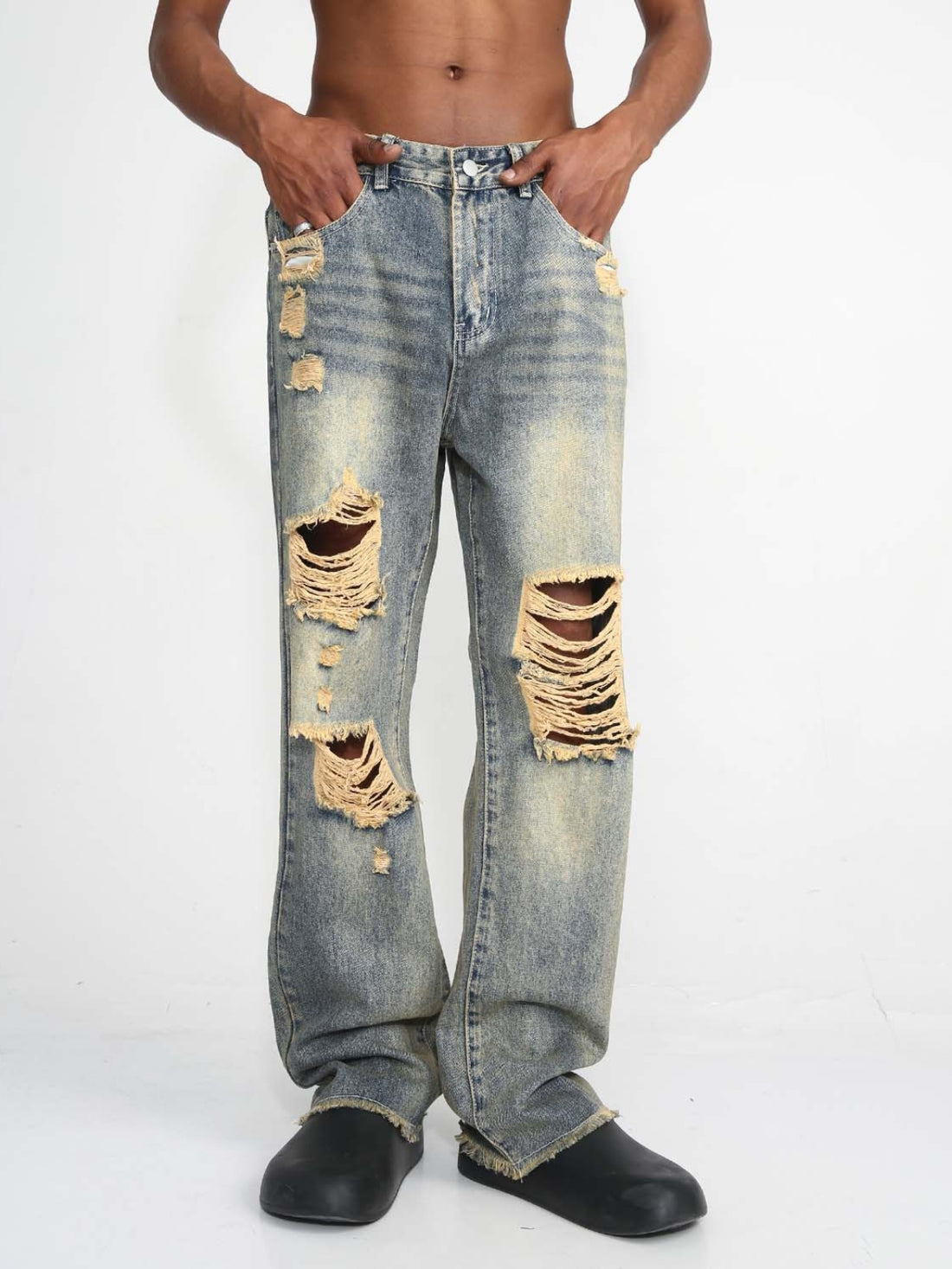 DISTRESSE - Loose Basic Ripped Jeans | TEENWEAR.EU