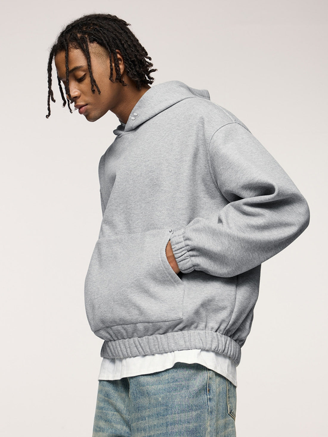 GUMA - Oversized Basic Cropped Hoodie | TEENWEAR.EU